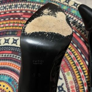 Gucci heels - pumps - black with silver accent- size 9